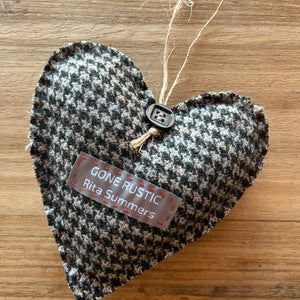 ‘tattered’ bird or heart hanger