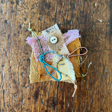 tiny pendant necklace - summertime