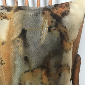 cushion - earth song 2