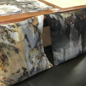 cushion - earth song 2